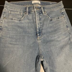 LOFT SIZE 28/6 SLIM FLARE WOMENS JEANS Light Wash INSEAM 32in EUC